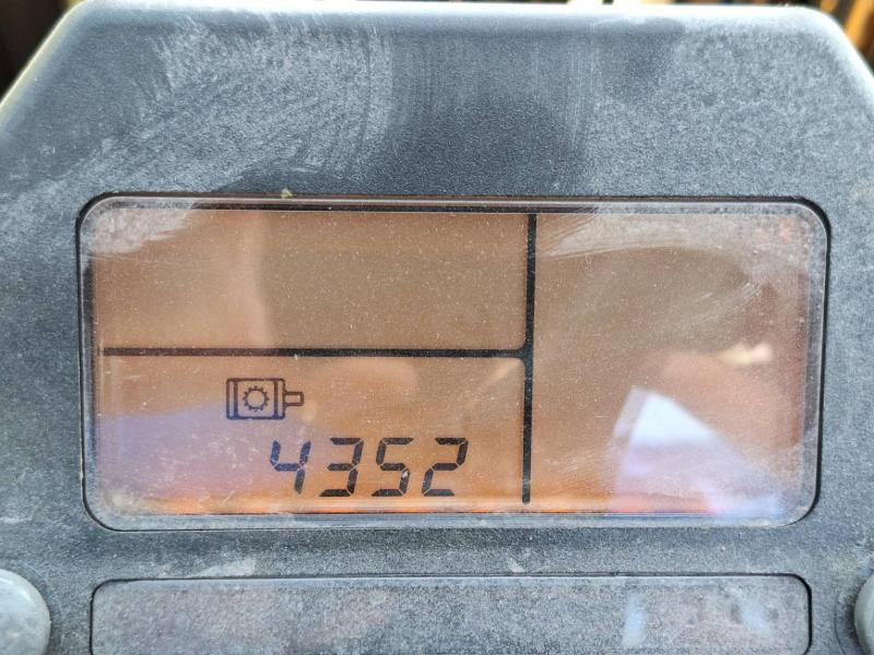 Carretilla elevadora eléctrica Caterpillar EC55N: foto 16 Carretilla elevadora eléctrica Caterpillar EC55N: foto 16