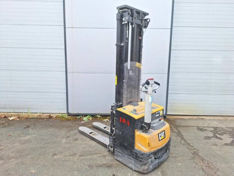 Caterpillar NSP16N2 - Apilador: foto 5 Caterpillar NSP16N2 - Apilador: foto 5