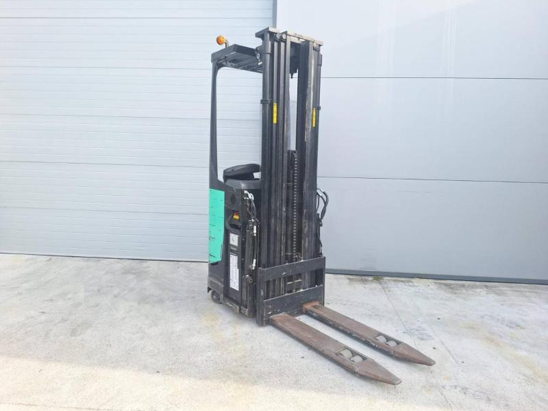 Caterpillar NSR16N - Apilador: foto 1 Caterpillar NSR16N - Apilador: foto 1