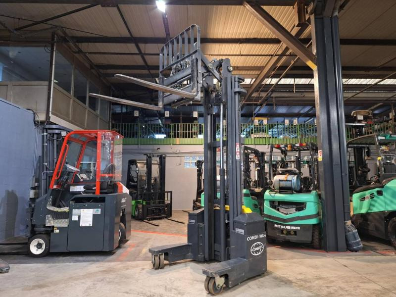 Combilift WR4 - Apilador: foto 1 Combilift WR4 - Apilador: foto 1