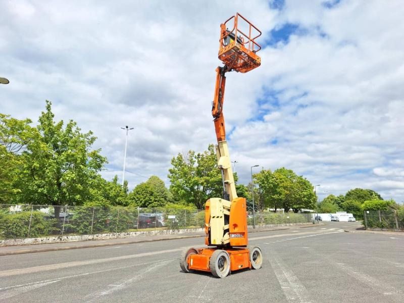 Plataforma articulada JLG E300AJP: foto 13
