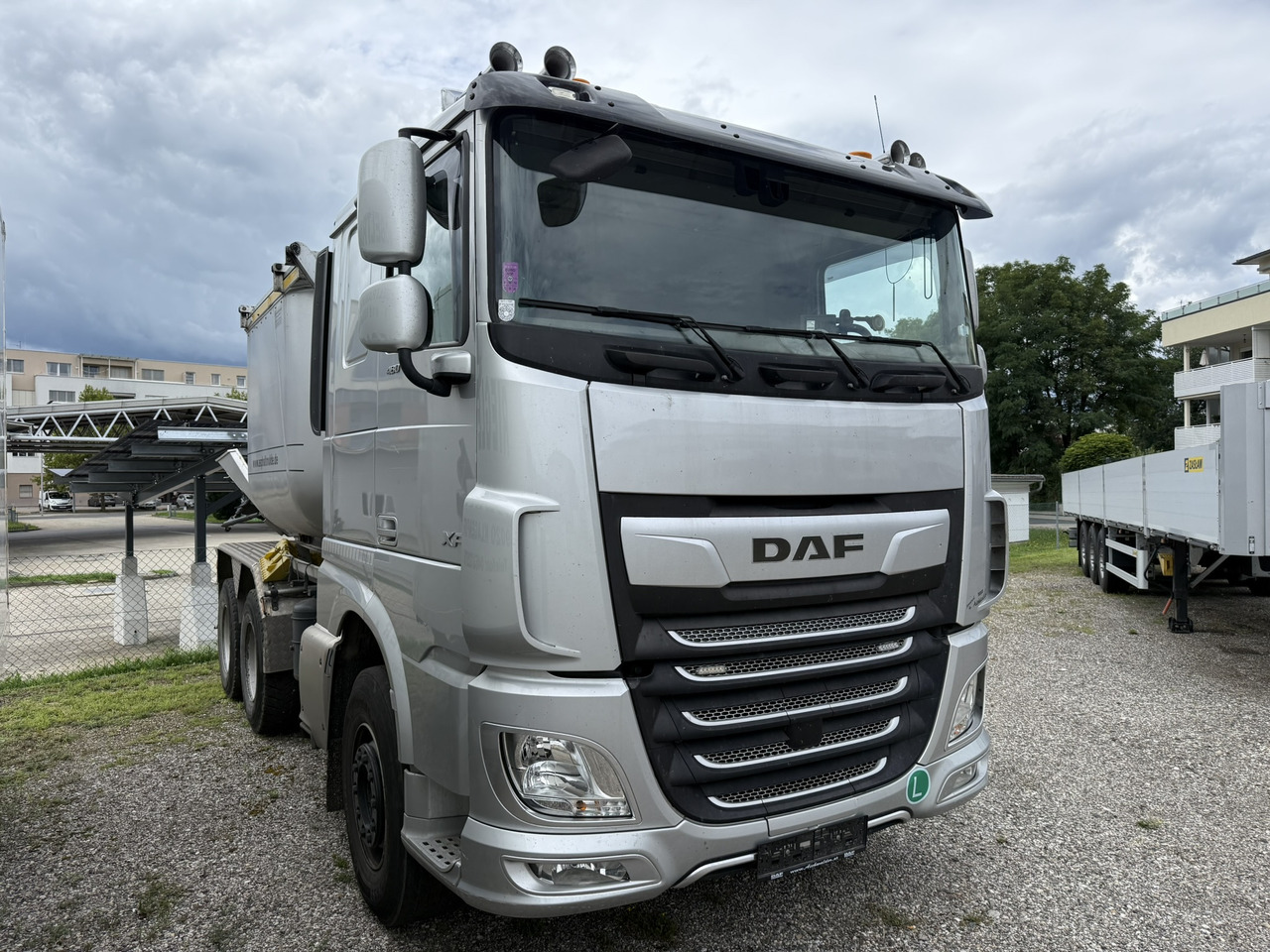 DAF XF 480 FAT - Volquete camión: foto 3 DAF XF 480 FAT - Volquete camión: foto 3