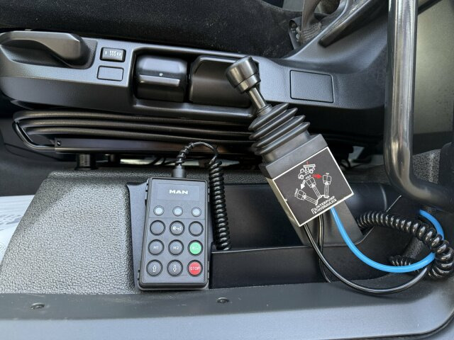 MAN TGX 18.510 SZM mit Kipphydraulik - Cabeza tractora: foto 5 MAN TGX 18.510 SZM mit Kipphydraulik - Cabeza tractora: foto 5