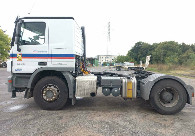 Leasing financiero de Mercedes-Benz Actros 1846 4x2 Euro 5 Retarder Kipphydraulik leasing Mercedes-Benz Actros 1846 4x2 Euro 5 Retarder Kipphydraulik: foto 11