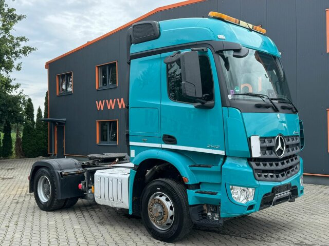 Mercedes-Benz Arocs 2142 4x4H SZM Euro 6 Kipphydraulik - Cabeza tractora: foto 1 Mercedes-Benz Arocs 2142 4x4H SZM Euro 6 Kipphydraulik - Cabeza tractora: foto 1