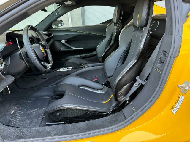 Leasing financiero de Ferrari 296 GTB Coupe leasing Ferrari 296 GTB Coupe: foto 15