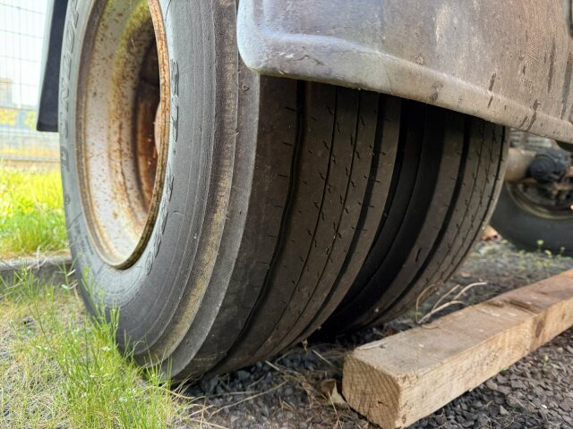 Hüffermann HSD181D Tankanhänger für nicht GGVS Güter - Cisterna remolque: foto 4 Hüffermann HSD181D Tankanhänger für nicht GGVS Güter - Cisterna remolque: foto 4