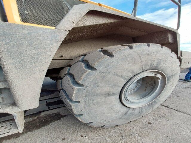 Liebherr L566 Radlader 27 Ton *11.350 h - Cargadora de ruedas: foto 2 Liebherr L566 Radlader 27 Ton *11.350 h - Cargadora de ruedas: foto 2