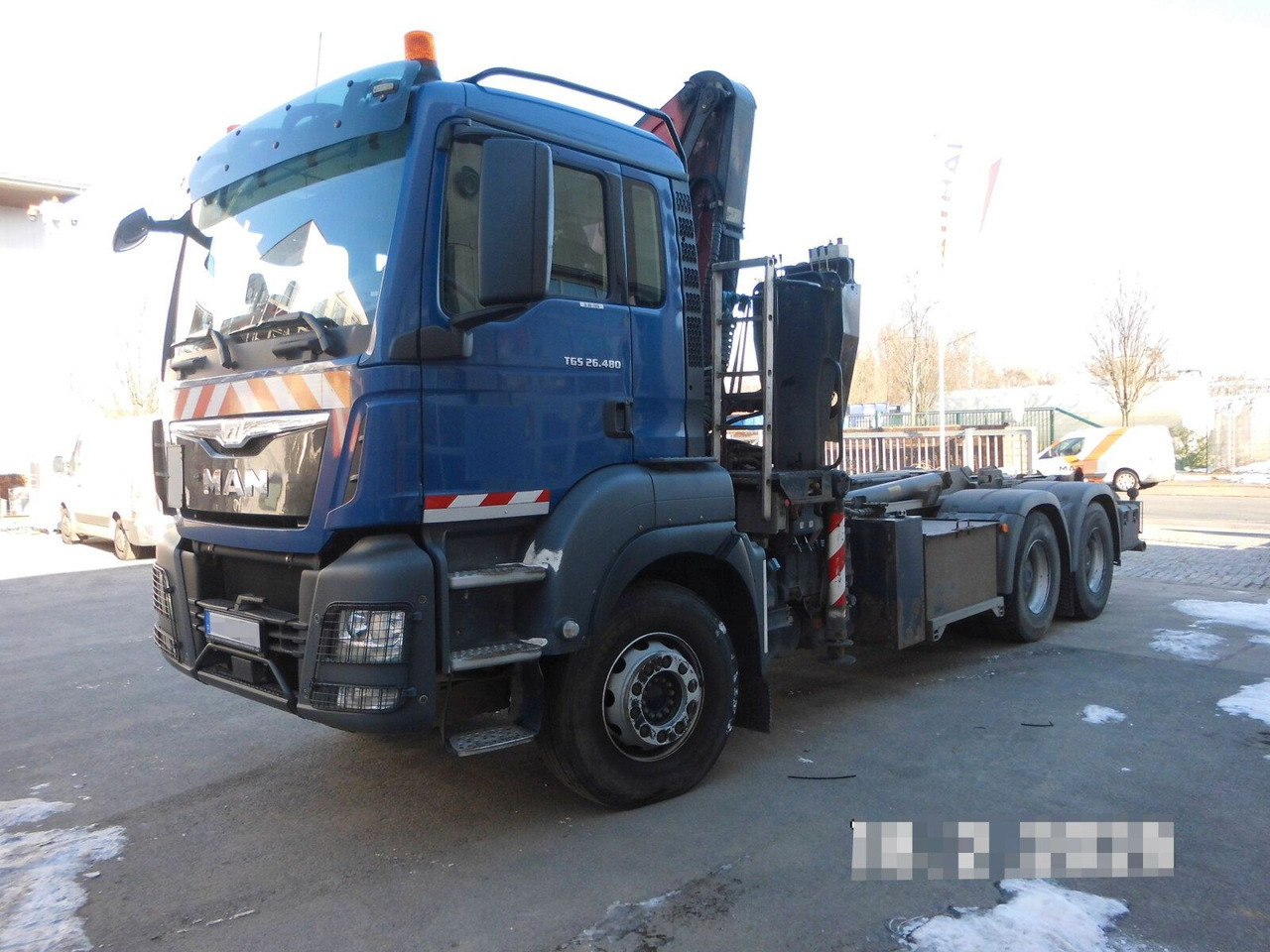 MAN TGS 28.480 6x4 Abrollkipper + Kran bis 4,63 T - Camión grúa: foto 2 MAN TGS 28.480 6x4 Abrollkipper + Kran bis 4,63 T - Camión grúa: foto 2