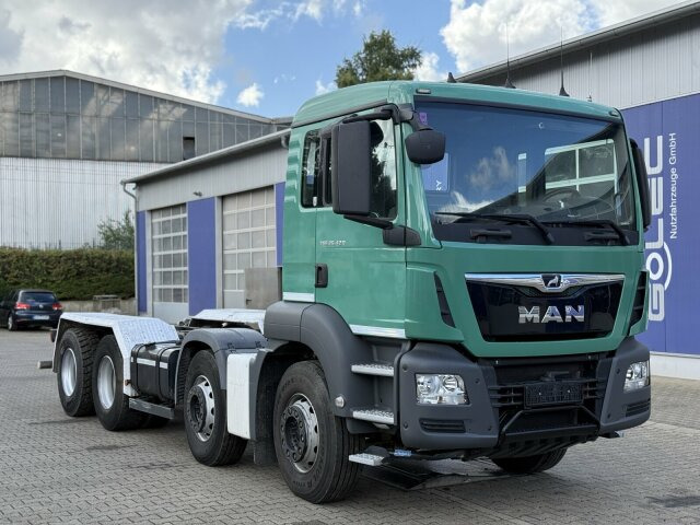 MAN TGS 35.420 8x4 Euro 6C Fahrgestell Betonmischer - Chasis camión: foto 1 MAN TGS 35.420 8x4 Euro 6C Fahrgestell Betonmischer - Chasis camión: foto 1
