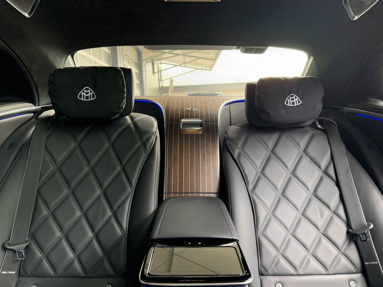 Coche Maybach Mercedes Benz S680 Maybach V12 High-End -Paket: foto 21