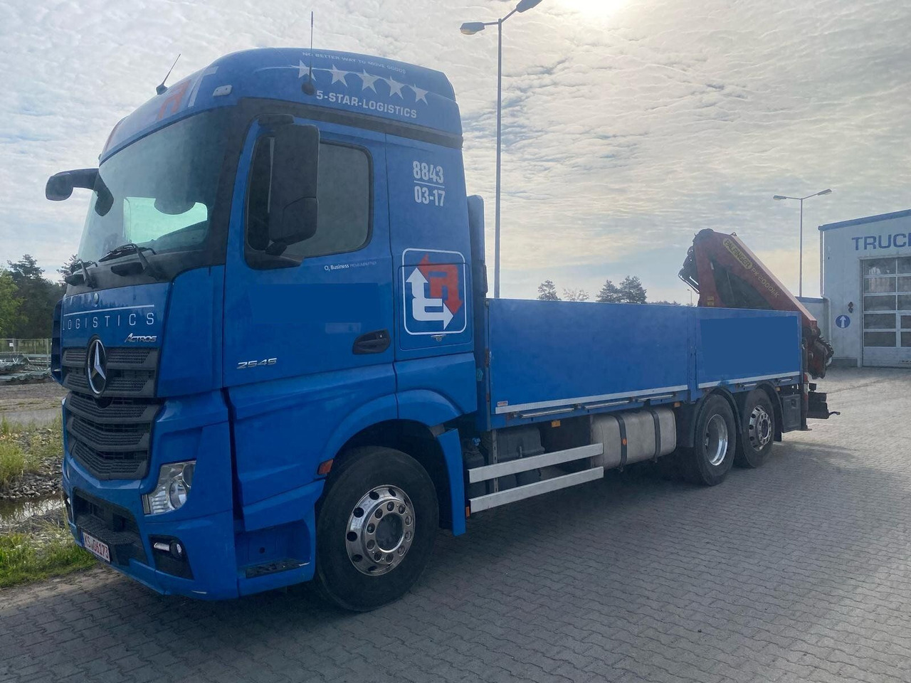 Mercedes-Benz ACTROS 2545 6x2 Pritsche Kran Palfinger PK20001K - Camión caja abierta, Camión grúa: foto 3 Mercedes-Benz ACTROS 2545 6x2 Pritsche Kran Palfinger PK20001K - Camión caja abierta, Camión grúa: foto 3