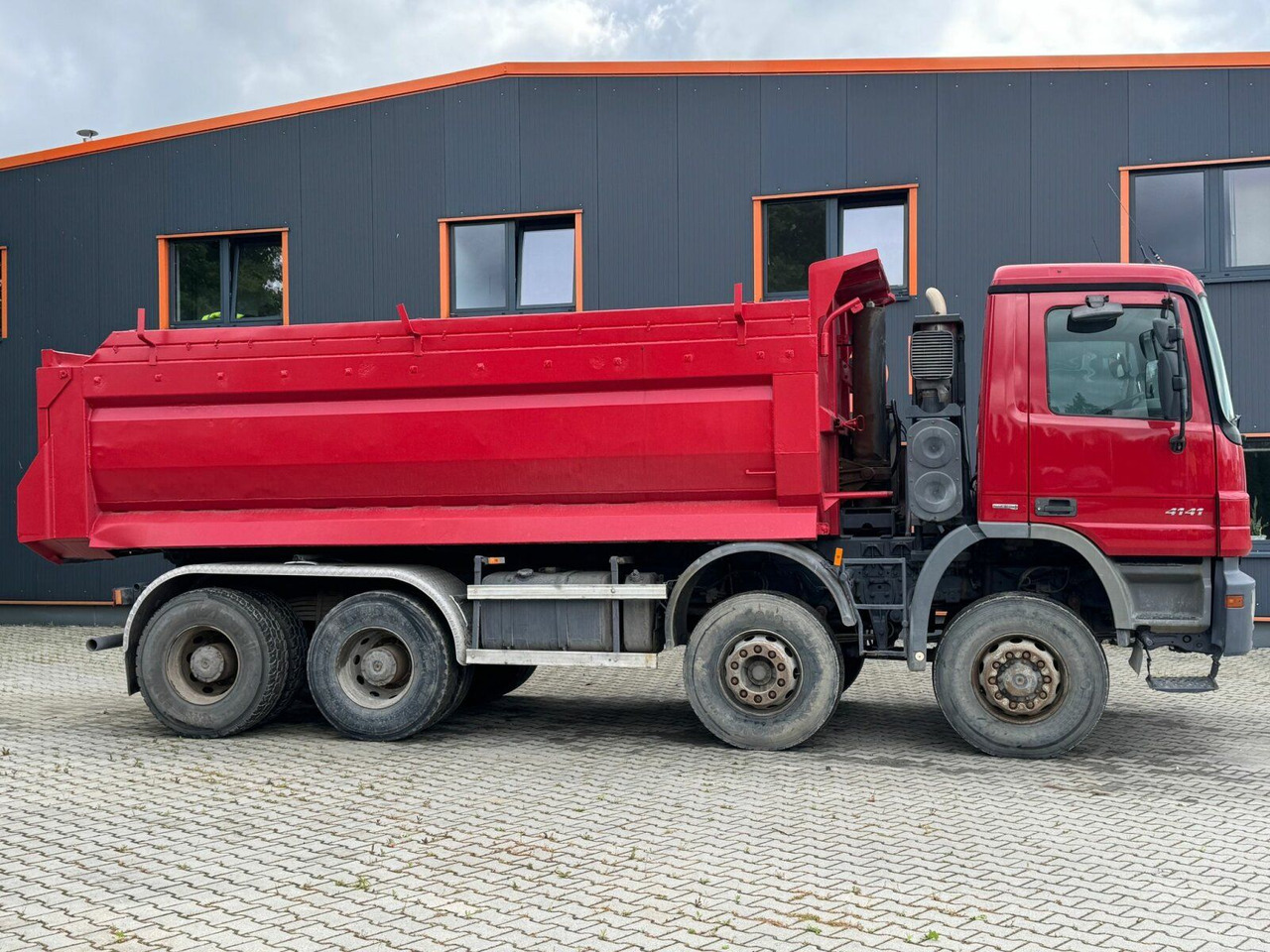 Mercedes-Benz ACTROS 4141 EURO4 8x8 Muldenkipper - Volquete camión: foto 4 Mercedes-Benz ACTROS 4141 EURO4 8x8 Muldenkipper - Volquete camión: foto 4
