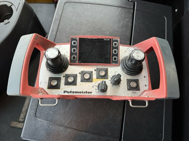 Leasing financiero de Mercedes-Benz AROCS 3251 8x4 Putzmeister BSF 46-5.16 HLS leasing Mercedes-Benz AROCS 3251 8x4 Putzmeister BSF 46-5.16 HLS: foto 6