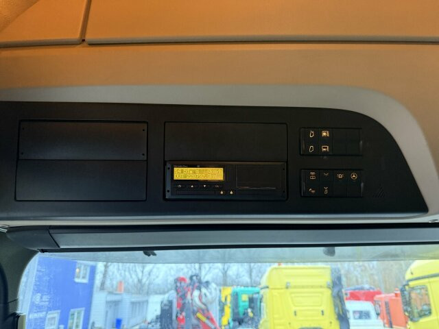 Chasis camión Mercedes-Benz Actros 2563 6x2 Euro 6 Abrollkipper Hyva 20-57-S: foto 7 Chasis camión Mercedes-Benz Actros 2563 6x2 Euro 6 Abrollkipper Hyva 20-57-S: foto 7