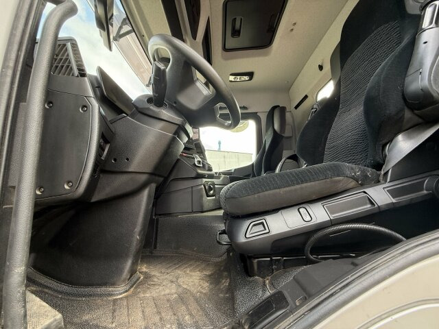 Mercedes-Benz Arocs 3246 8x4 Abrollkipper Kran Palfinger 19001 - Multibasculante camión, Camión grúa: foto 2 Mercedes-Benz Arocs 3246 8x4 Abrollkipper Kran Palfinger 19001 - Multibasculante camión, Camión grúa: foto 2