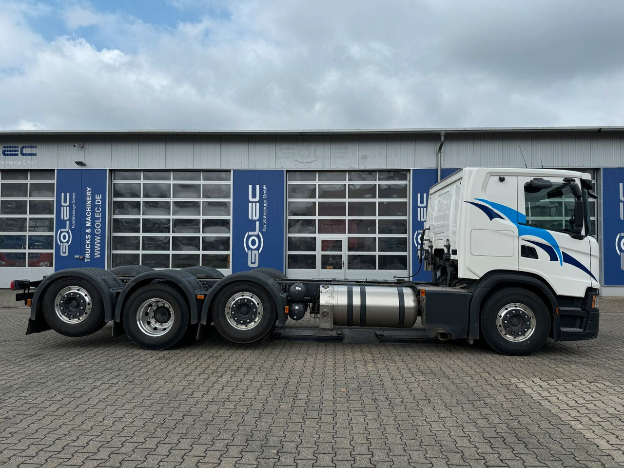 Scania G 410 B8x2*6 NB LNG Fahrgestell Nebenantrieb - Cisterna camión, Camión grúa: foto 4 Scania G 410 B8x2*6 NB LNG Fahrgestell Nebenantrieb - Cisterna camión, Camión grúa: foto 4