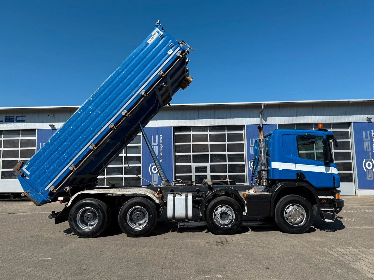 Scania P 410 8x4 Dreiseitenkipper DAUTEL - Volquete camión: foto 4 Scania P 410 8x4 Dreiseitenkipper DAUTEL - Volquete camión: foto 4