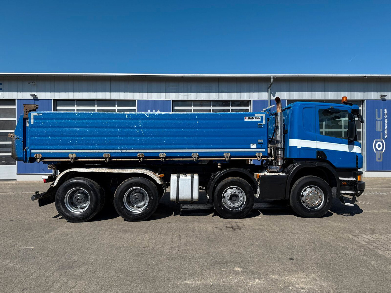 Scania P 410 8x4 Dreiseitenkipper DAUTEL - Volquete camión: foto 3 Scania P 410 8x4 Dreiseitenkipper DAUTEL - Volquete camión: foto 3