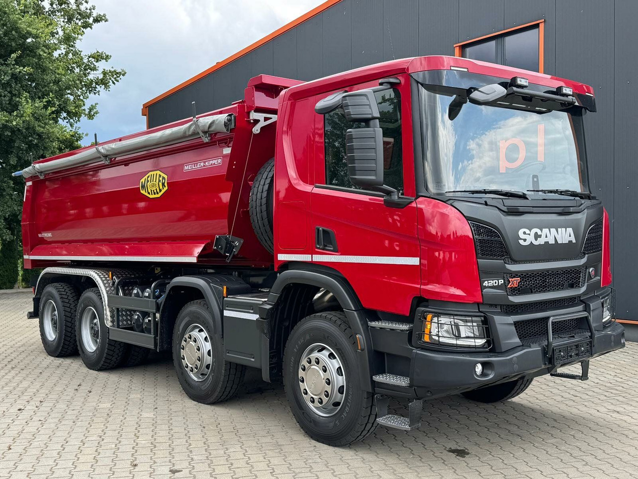 Scania P 420 8x4 Kipper Meiller Euro 6 - Portacontenedor de cadenas camión: foto 1 Scania P 420 8x4 Kipper Meiller Euro 6 - Portacontenedor de cadenas camión: foto 1