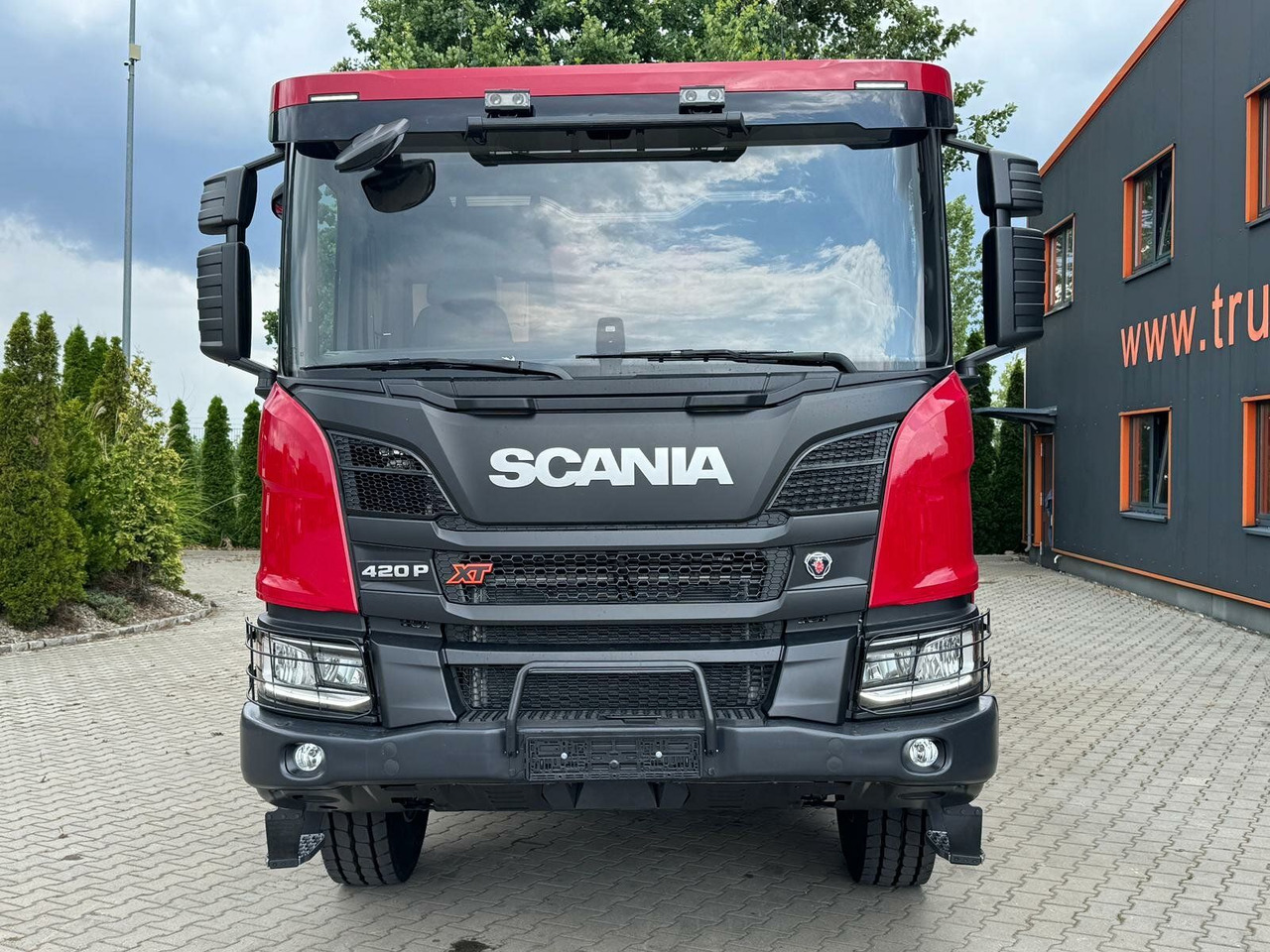Scania P 420 8x4 Kipper Meiller Euro 6 - Portacontenedor de cadenas camión: foto 3 Scania P 420 8x4 Kipper Meiller Euro 6 - Portacontenedor de cadenas camión: foto 3