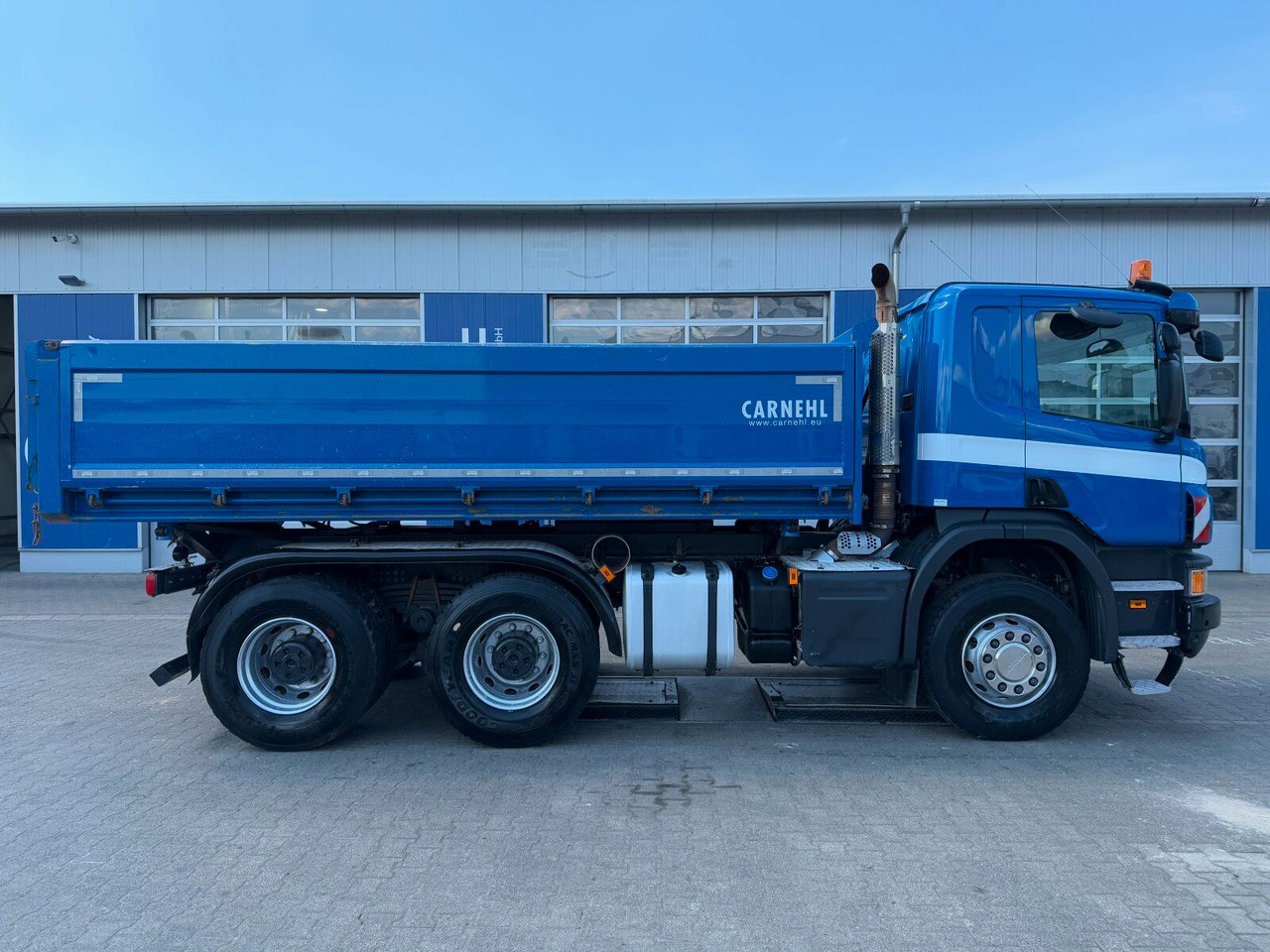 Scania P 450 6x4 Dreiseitenkipper DAUTEL - Volquete camión: foto 3 Scania P 450 6x4 Dreiseitenkipper DAUTEL - Volquete camión: foto 3