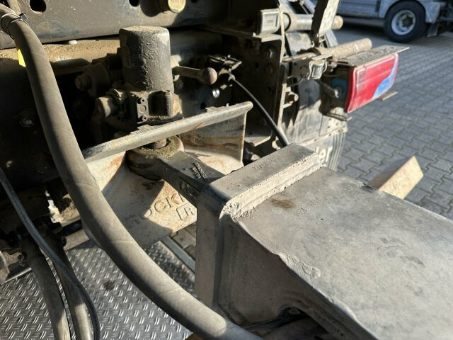 Schmitz Cargobull Gotha ZKD 18 Tandem Kipper Anhänger 2 Achse - Volquete remolque: foto 3 Schmitz Cargobull Gotha ZKD 18 Tandem Kipper Anhänger 2 Achse - Volquete remolque: foto 3