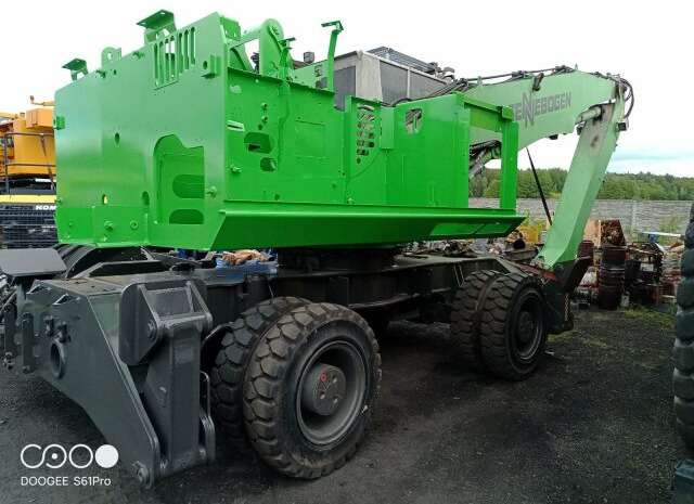 Sennebogen 818-E Umschlagbagger - 83 Ton - mit Greifer - Excavadora de ruedas: foto 3 Sennebogen 818-E Umschlagbagger - 83 Ton - mit Greifer - Excavadora de ruedas: foto 3