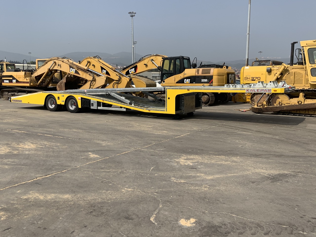 Portavehículos semirremolque nuevo KALEPAR KLP 228V4 - 4 Loader Autotransporter: foto 13