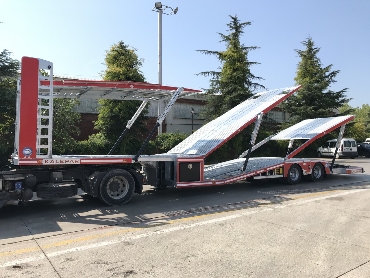 KALEPAR KLP 228V6-6 Loader Autotransporter - Portavehículos semirremolque: foto 4 KALEPAR KLP 228V6-6 Loader Autotransporter - Portavehículos semirremolque: foto 4