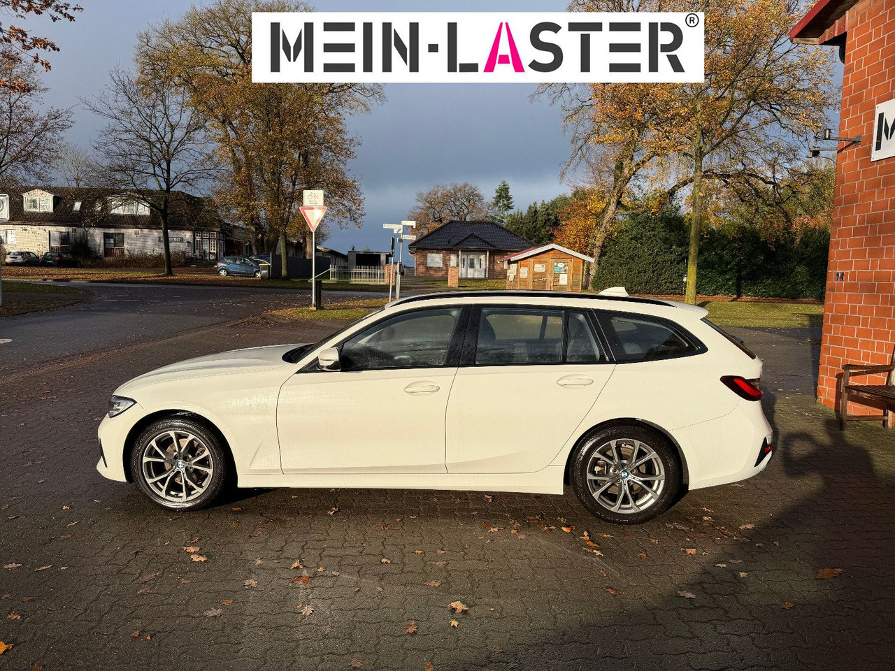 BMW 320 d xDrive touring Sport Line shadow AHK - Coche familiar: foto 5 BMW 320 d xDrive touring Sport Line shadow AHK - Coche familiar: foto 5