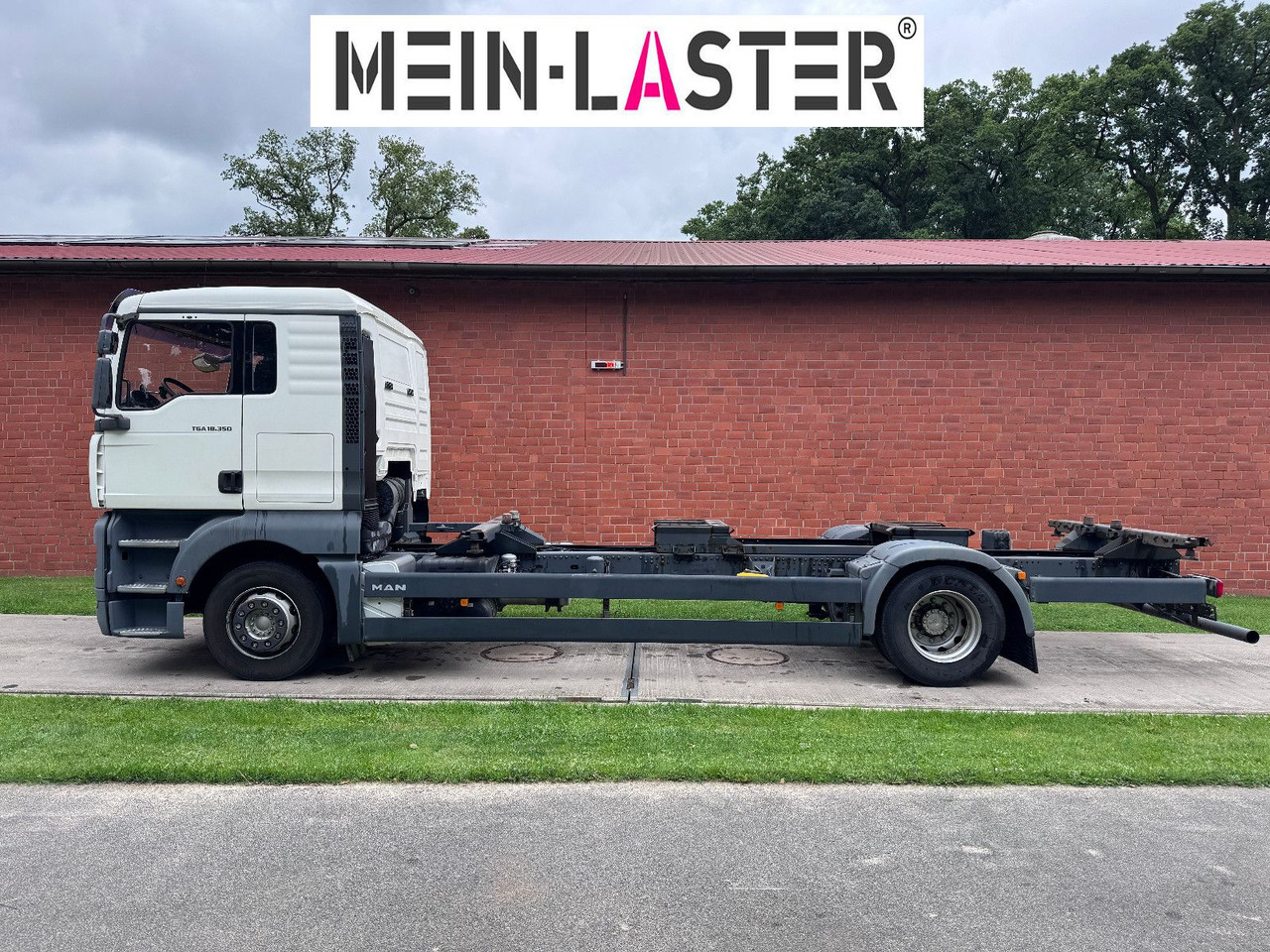 MAN TGA 18.350 BDF 5 Sitzer Klima 209.380 km - Portacontenedore/ Intercambiable camión: foto 4 MAN TGA 18.350 BDF 5 Sitzer Klima 209.380 km - Portacontenedore/ Intercambiable camión: foto 4