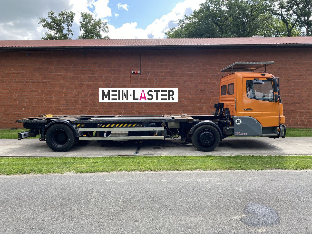 Mercedes-Benz Kamag Wiesel Umsetzter Sattelplatte - Portacontenedore/ Intercambiable camión: foto 2 Mercedes-Benz Kamag Wiesel Umsetzter Sattelplatte - Portacontenedore/ Intercambiable camión: foto 2
