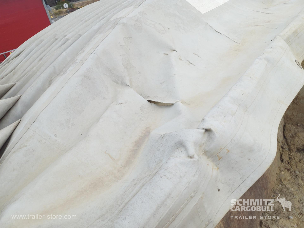 SCHMITZ Tipper Steel half pipe body 26m³ - Volquete semirremolque: foto 3 SCHMITZ Tipper Steel half pipe body 26m³ - Volquete semirremolque: foto 3