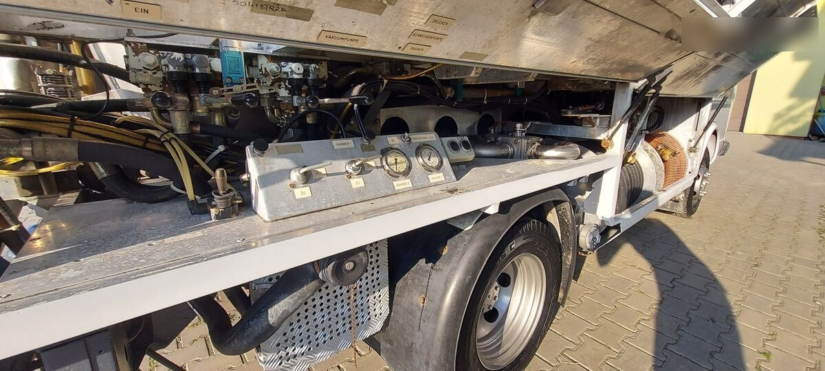 Limpieza de alcantarillado Volkswagen LT55 COMBI HYDRO OIL ADR INOX: foto 44