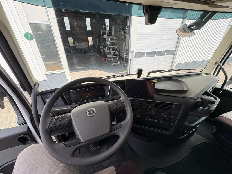 Volvo FH 500 Volvo FH 500 Amphitec Vortex 9000 - Limpieza de alcantarillado: foto 3 Volvo FH 500 Volvo FH 500 Amphitec Vortex 9000 - Limpieza de alcantarillado: foto 3