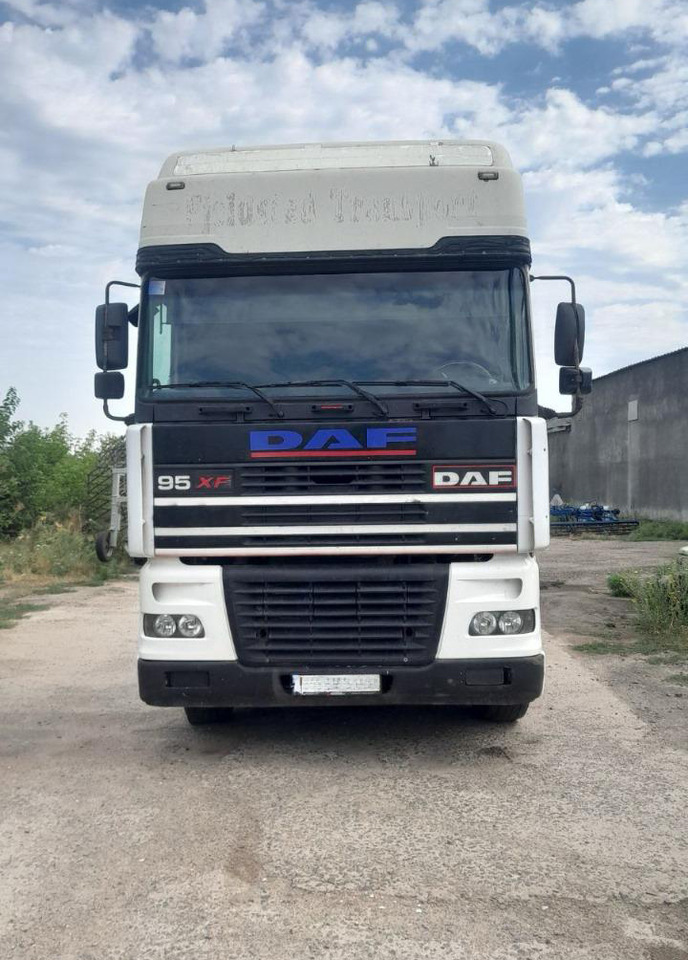 DAF 95XF430 - Cabeza tractora: foto 2 DAF 95XF430 - Cabeza tractora: foto 2