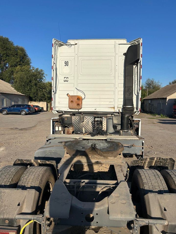 Cabeza tractora RENAULT Magnum 390: foto 6