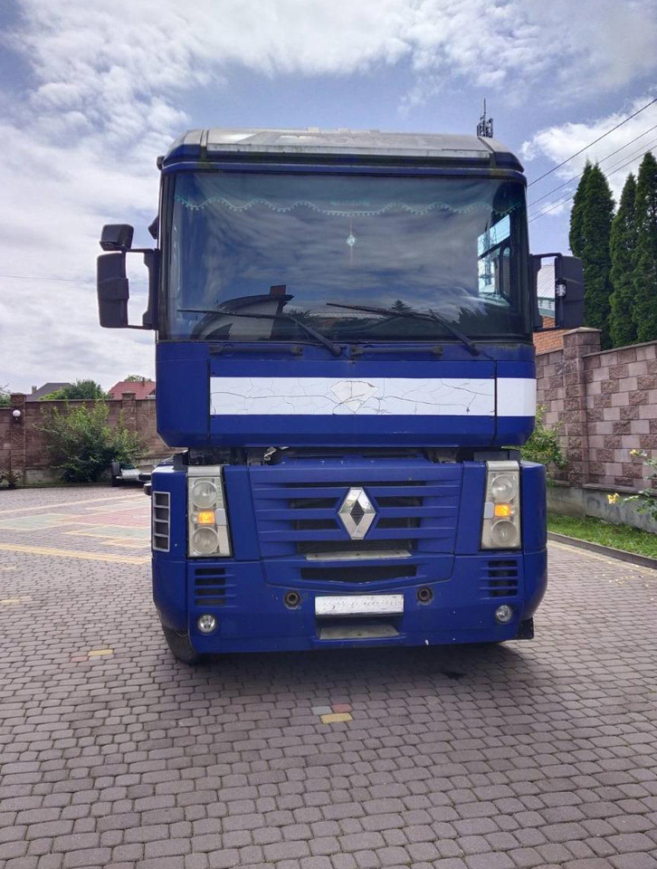 RENAULT Magnum 440 - Cabeza tractora: foto 2 RENAULT Magnum 440 - Cabeza tractora: foto 2