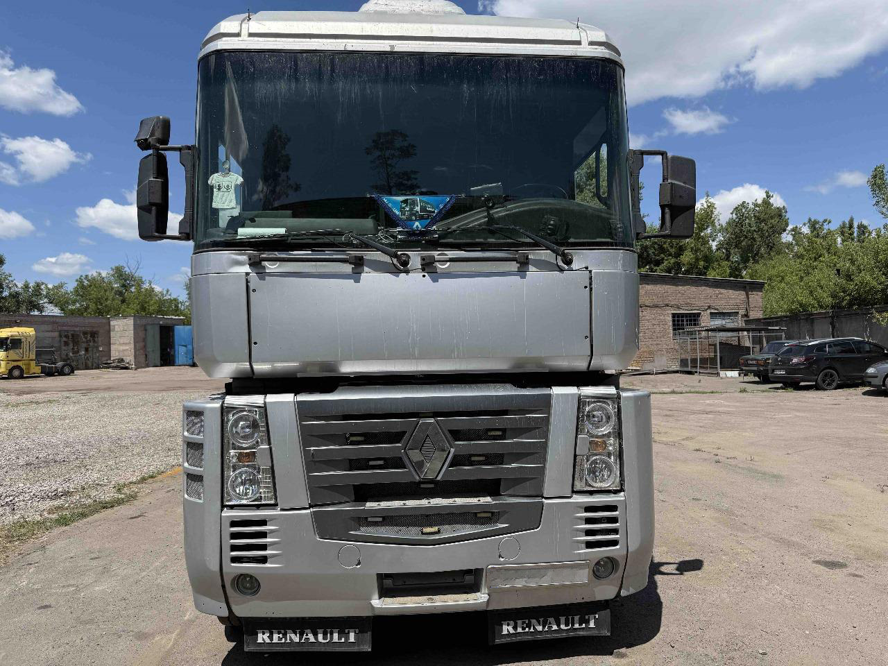RENAULT Magnum 440 - Cabeza tractora: foto 1 RENAULT Magnum 440 - Cabeza tractora: foto 1