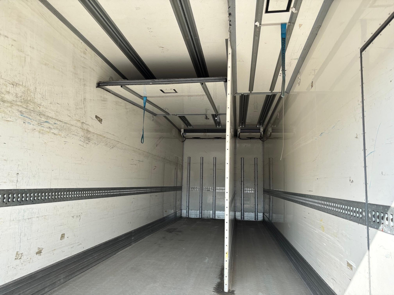 Frigorífico camión DAF CF440: foto 9 Frigorífico camión DAF CF440: foto 9