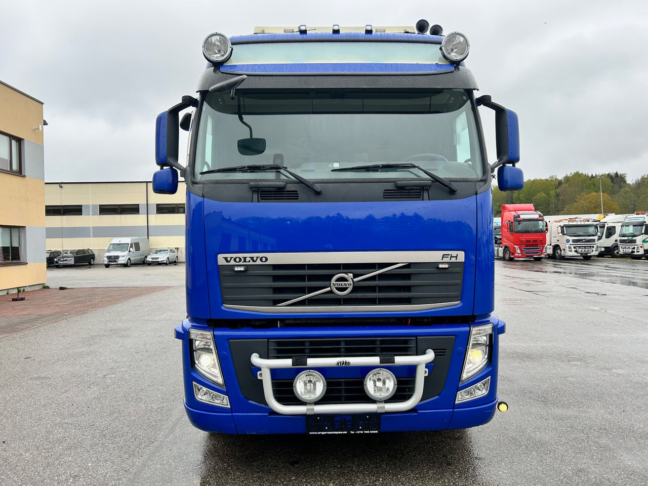 VOLVO FH460 - Camión caja abierta, Camión grúa: foto 4 VOLVO FH460 - Camión caja abierta, Camión grúa: foto 4