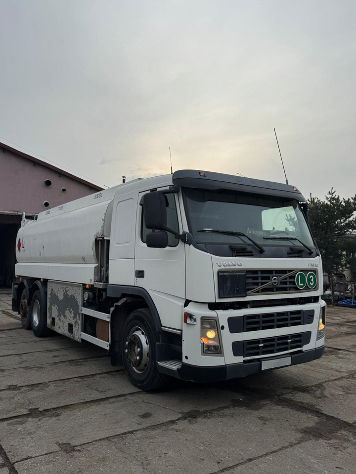 VOLVO FM12.380 - Cisterna camión: foto 5 VOLVO FM12.380 - Cisterna camión: foto 5