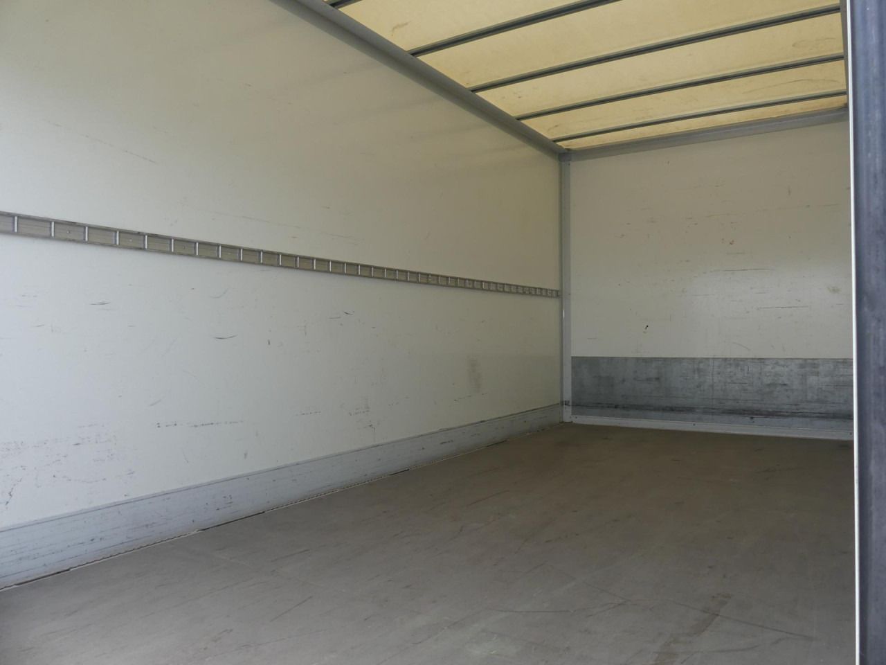 IVECO Daily - Chasis camión: foto 5 IVECO Daily - Chasis camión: foto 5