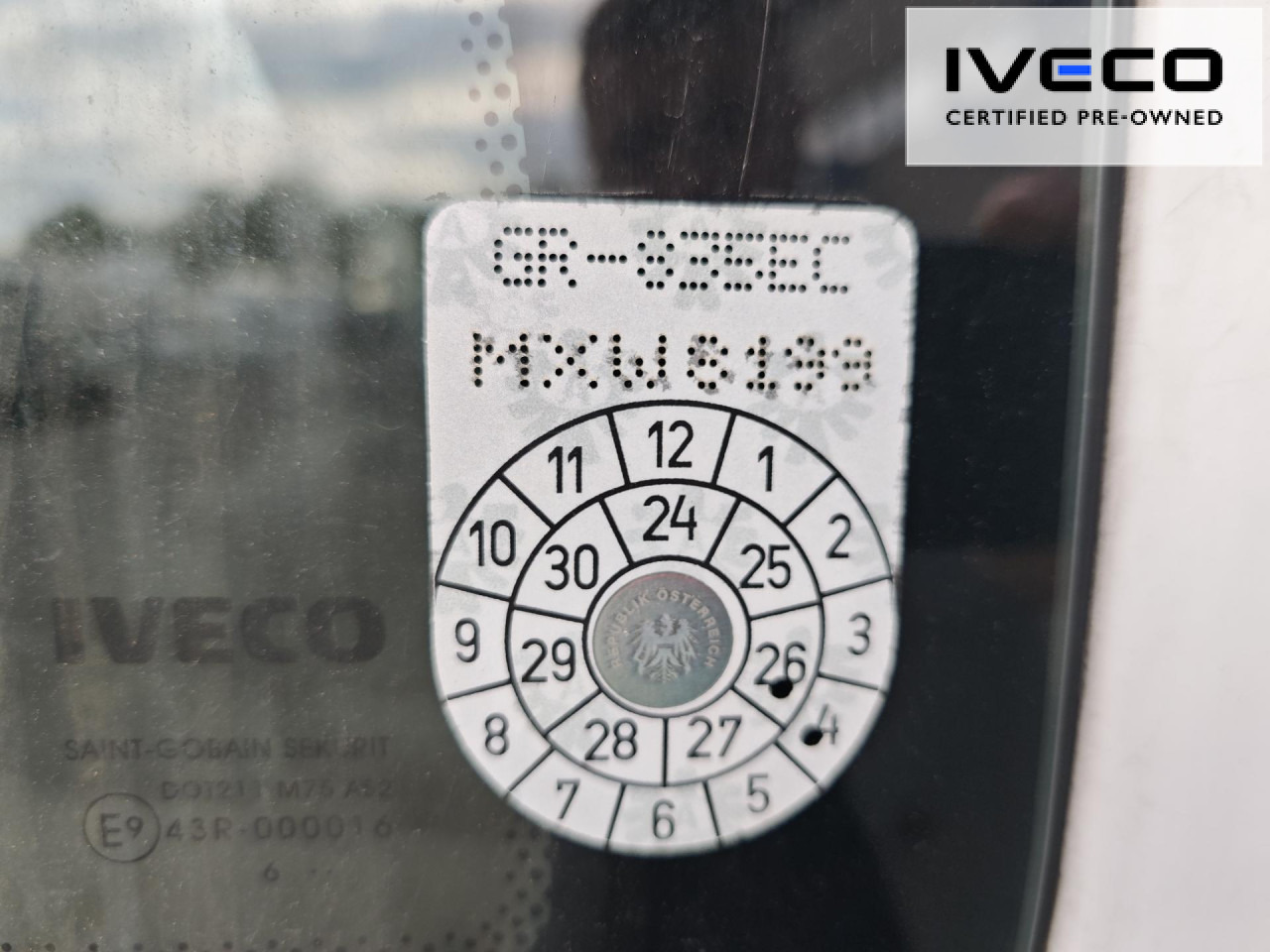 IVECO Iveco 140E25 2 Zonen-Figoblock - Frigorífico camión: foto 4 IVECO Iveco 140E25 2 Zonen-Figoblock - Frigorífico camión: foto 4