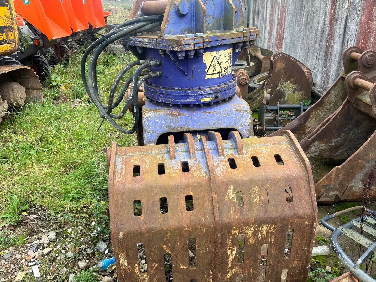 13Ton Selector Grab - Pinza de manipulación: foto 3 13Ton Selector Grab - Pinza de manipulación: foto 3