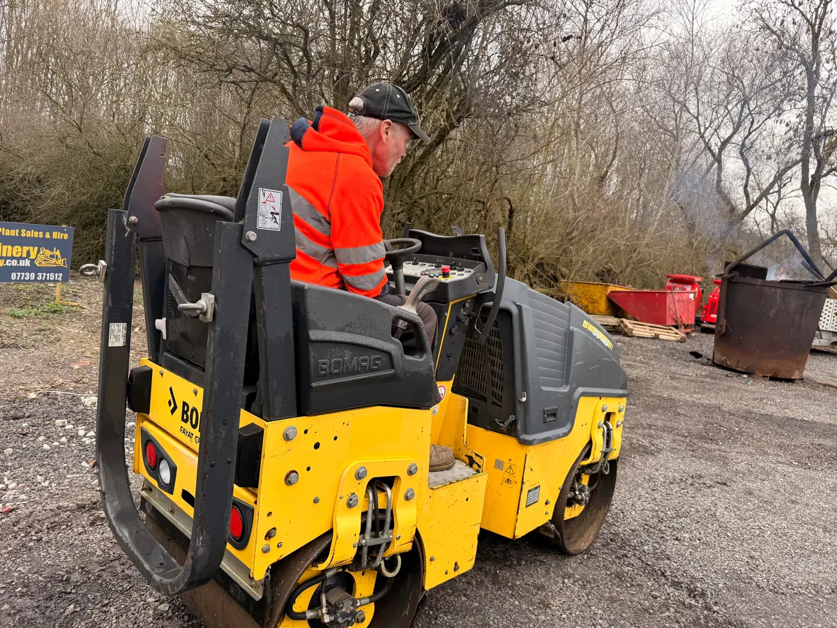 Bomag BW80AD-5 Stock No C2620 - Apisonadora de asfalto: foto 3 Bomag BW80AD-5 Stock No C2620 - Apisonadora de asfalto: foto 3