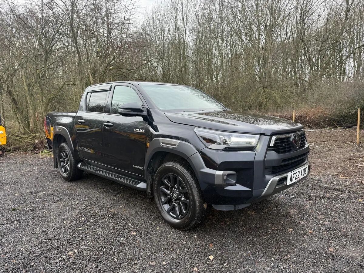 Toyota Hilux Stock No T645 - Pick-up: foto 2 Toyota Hilux Stock No T645 - Pick-up: foto 2
