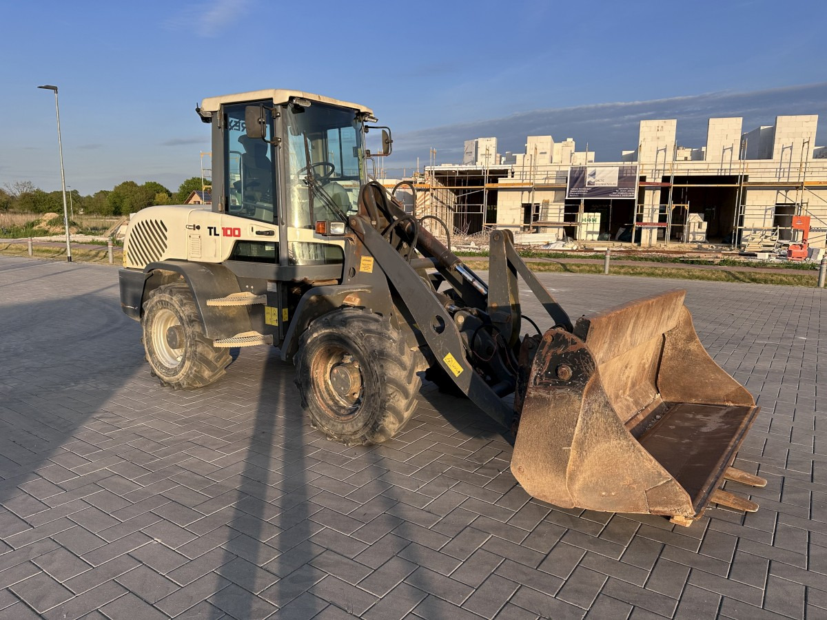 TEREX TL 100 - 30 Km/h Schaufel + Palettengabel Top ! - Cargadora de ruedas: foto 4 TEREX TL 100 - 30 Km/h Schaufel + Palettengabel Top ! - Cargadora de ruedas: foto 4