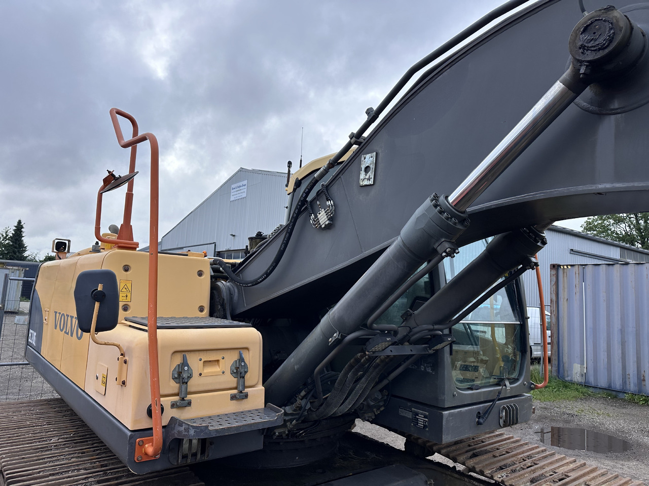 VOLVO EC 210 CL Deutsche Maschine! Top !!! - Excavadora de cadenas: foto 3 VOLVO EC 210 CL Deutsche Maschine! Top !!! - Excavadora de cadenas: foto 3